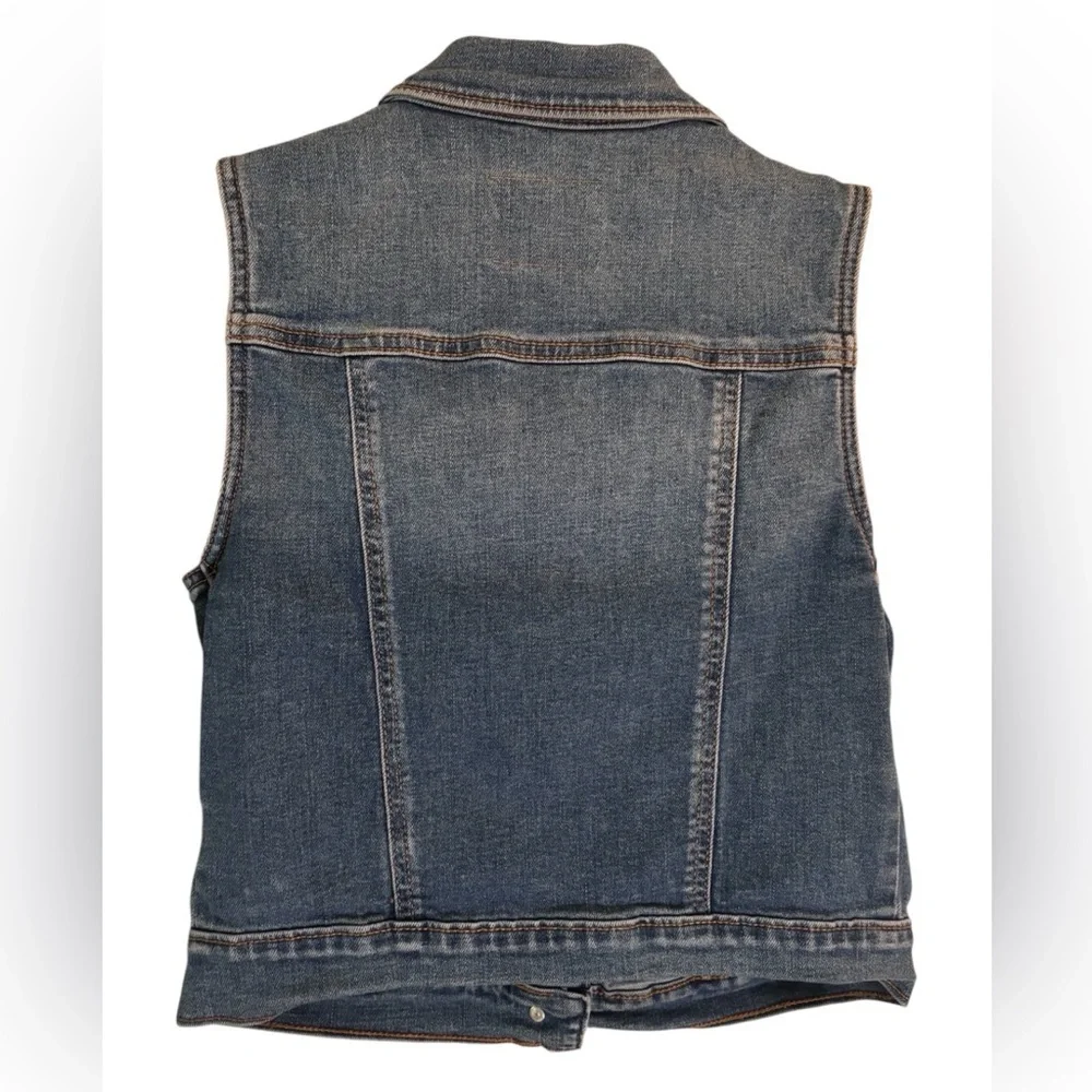 Trendy Old Navy Kid’s Classic Blue Denim Vest | Size 10/12